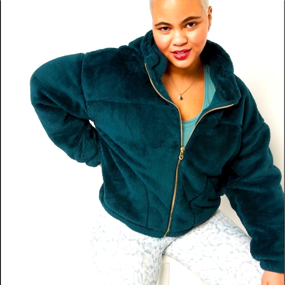 Sherpa fleece brandnew with tags